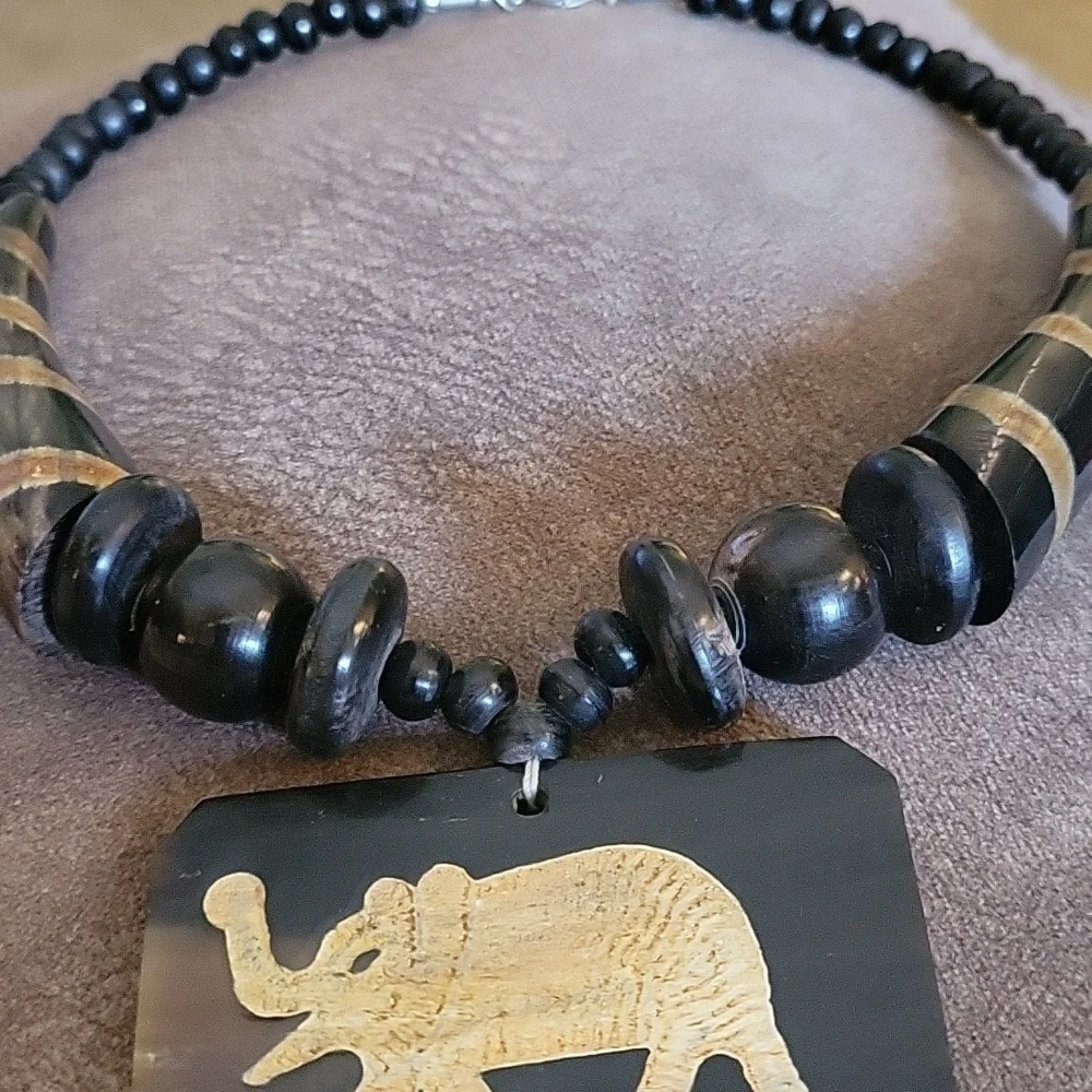 Vtg Antler Beaded Horn Carved Elephant Pendant African Unisex Necklace